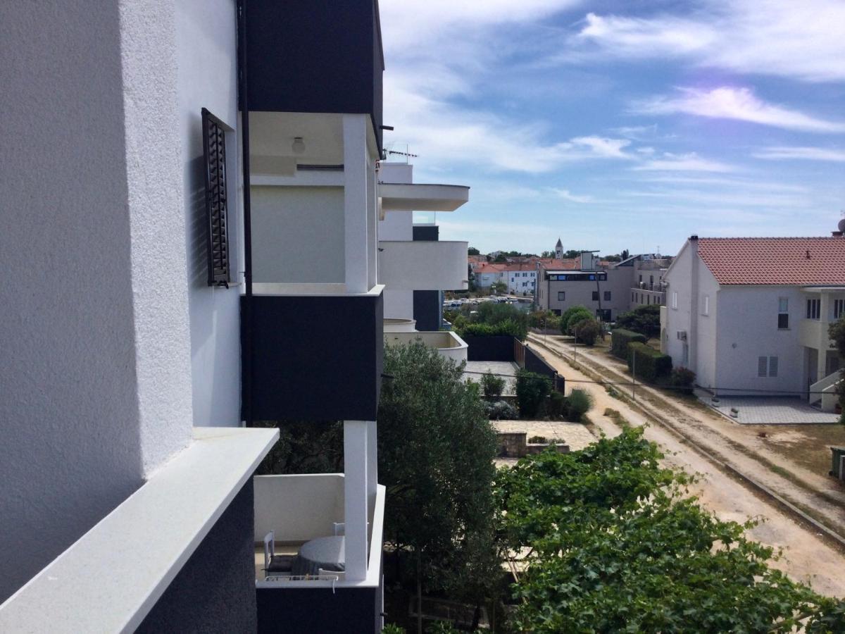 Apartments Parac بيتريتْشاني المظهر الخارجي الصورة